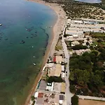 Mary's Close To The Sea דירה *