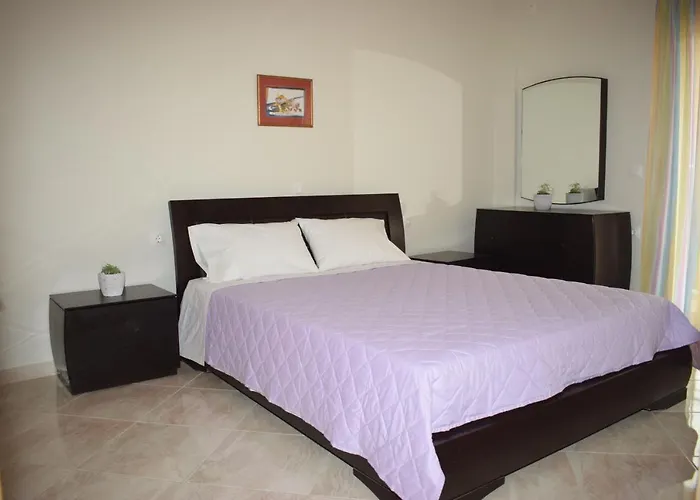 Mary's Close To The Sea Apartment Agios Georgios (Corfu)